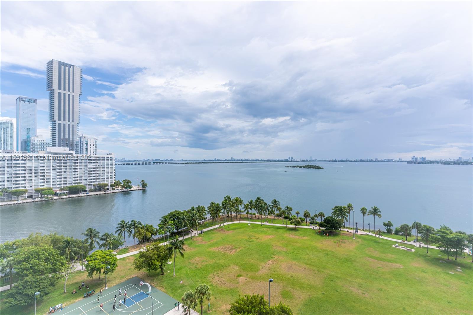 1900 N Bayshore Dr 2003, Miami, Florida 33132, 1 Bedroom Bedrooms, ,1 BathroomBathrooms,Residential,For Sale,1900 N Bayshore Dr 2003,A11534881