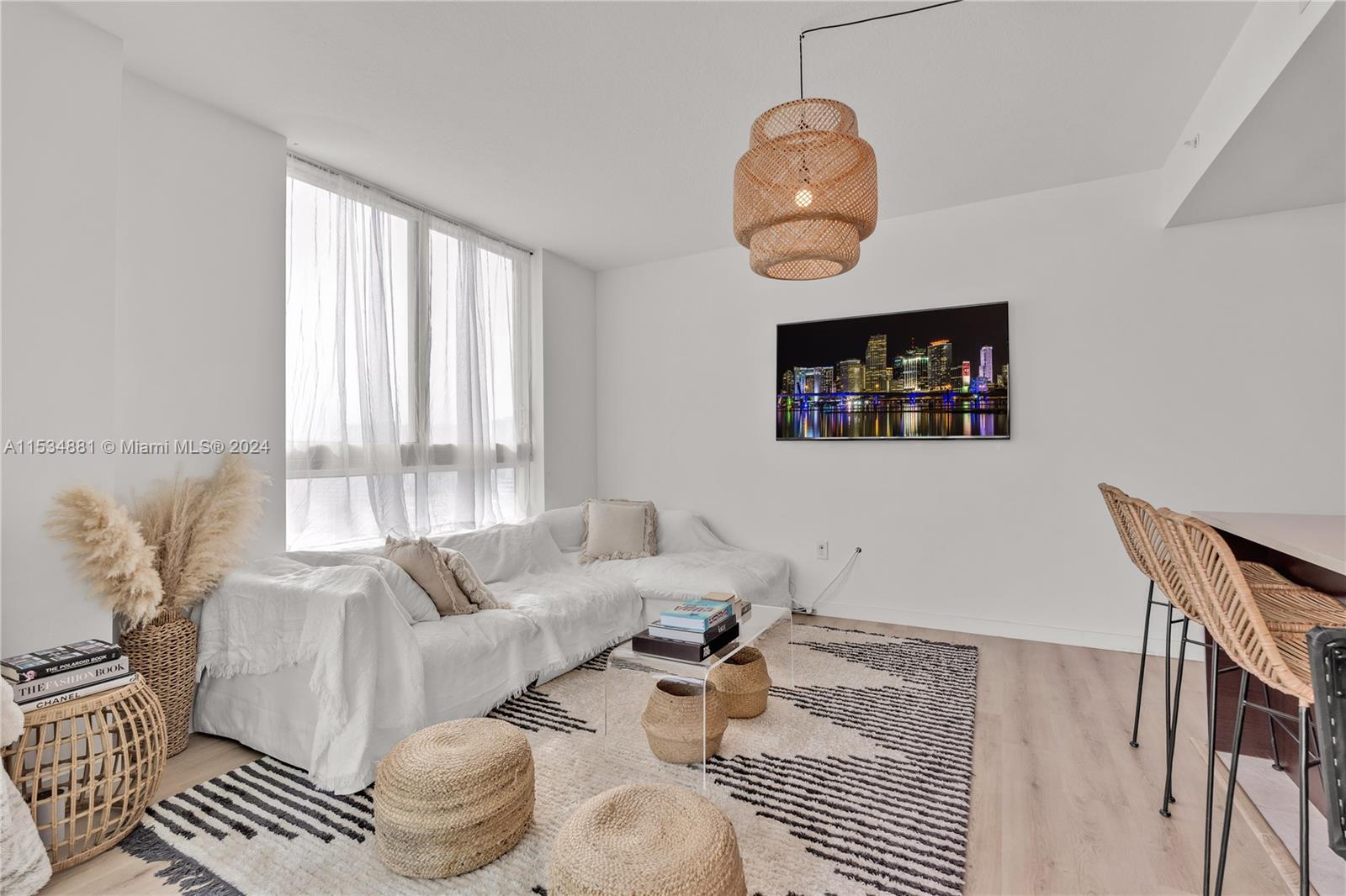 1900 N Bayshore Dr 2003, Miami, Florida 33132, 1 Bedroom Bedrooms, ,1 BathroomBathrooms,Residential,For Sale,1900 N Bayshore Dr 2003,A11534881