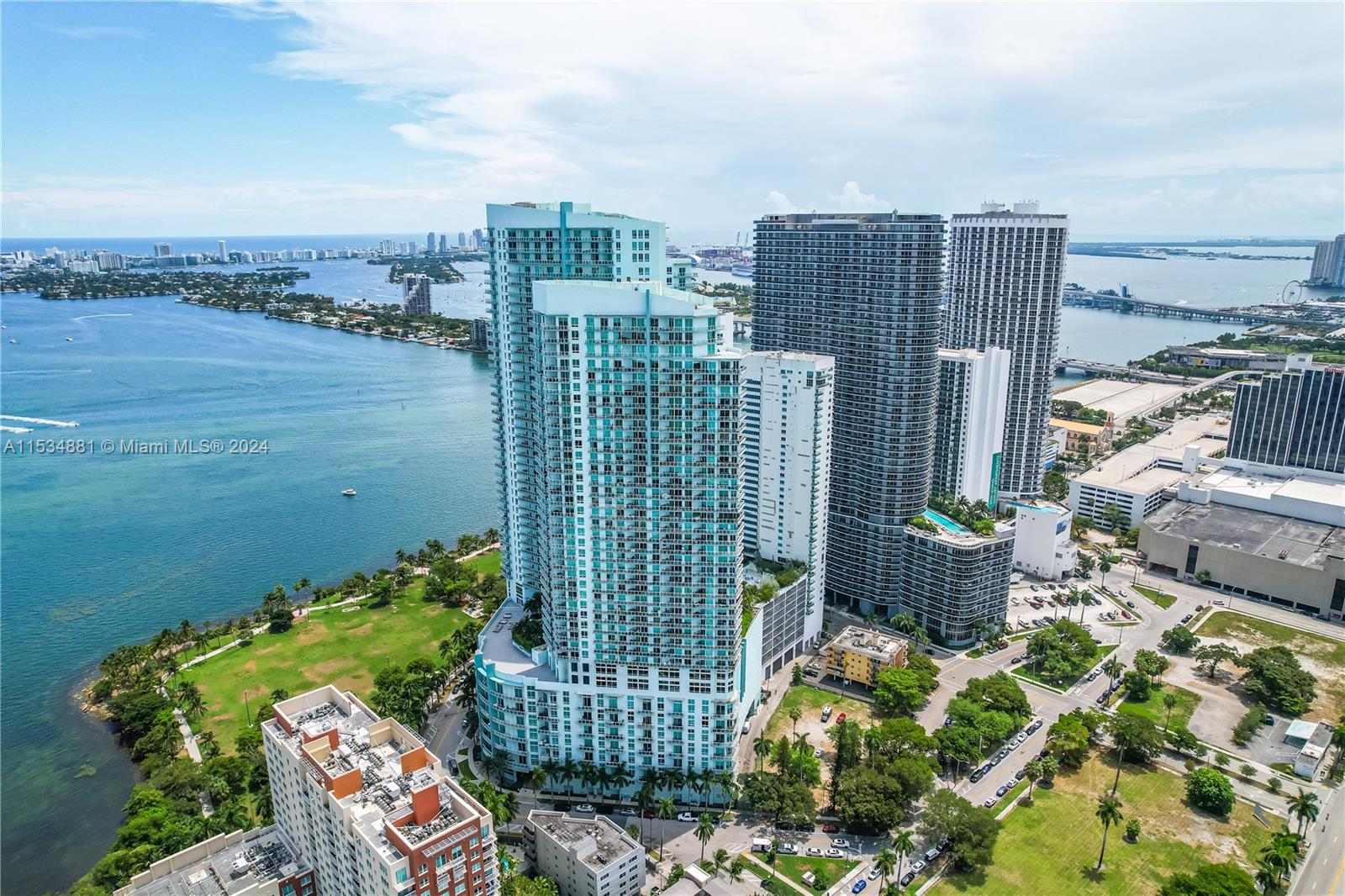 1900 N Bayshore Dr 2003, Miami, Florida 33132, 1 Bedroom Bedrooms, ,1 BathroomBathrooms,Residential,For Sale,1900 N Bayshore Dr 2003,A11534881
