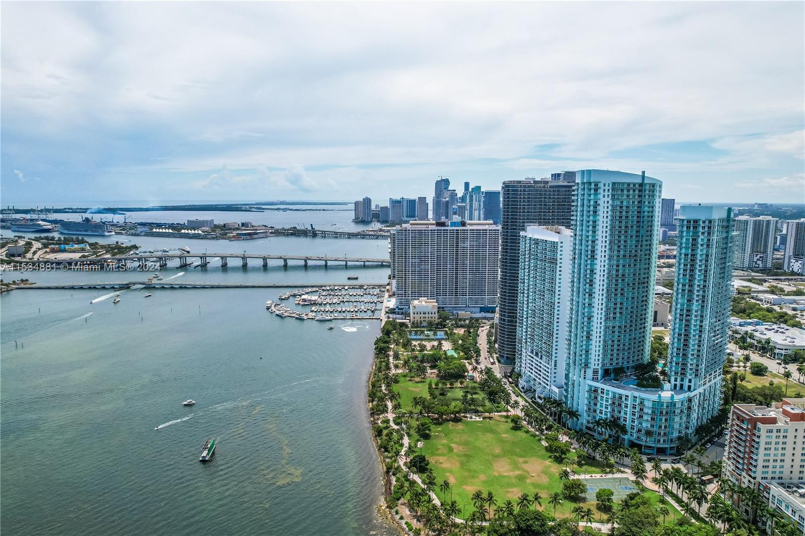 1900 N Bayshore Dr 2003, Miami, Florida 33132, 1 Bedroom Bedrooms, ,1 BathroomBathrooms,Residential,For Sale,1900 N Bayshore Dr 2003,A11534881