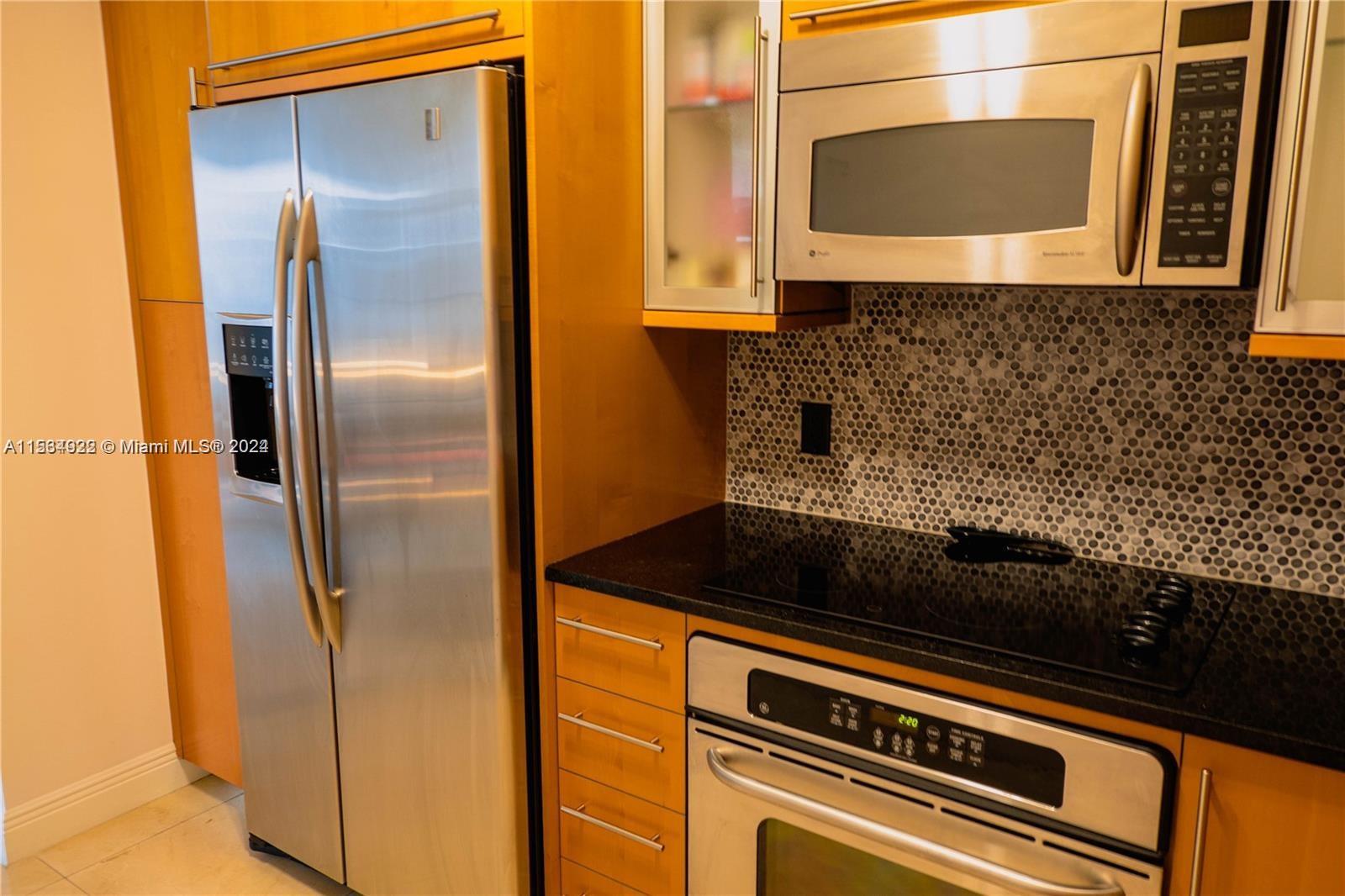 6365 Collins Ave 2710, Miami Beach, Florida 33141, 1 Bedroom Bedrooms, ,1 BathroomBathrooms,Residentiallease,For Rent,6365 Collins Ave 2710,A11534922