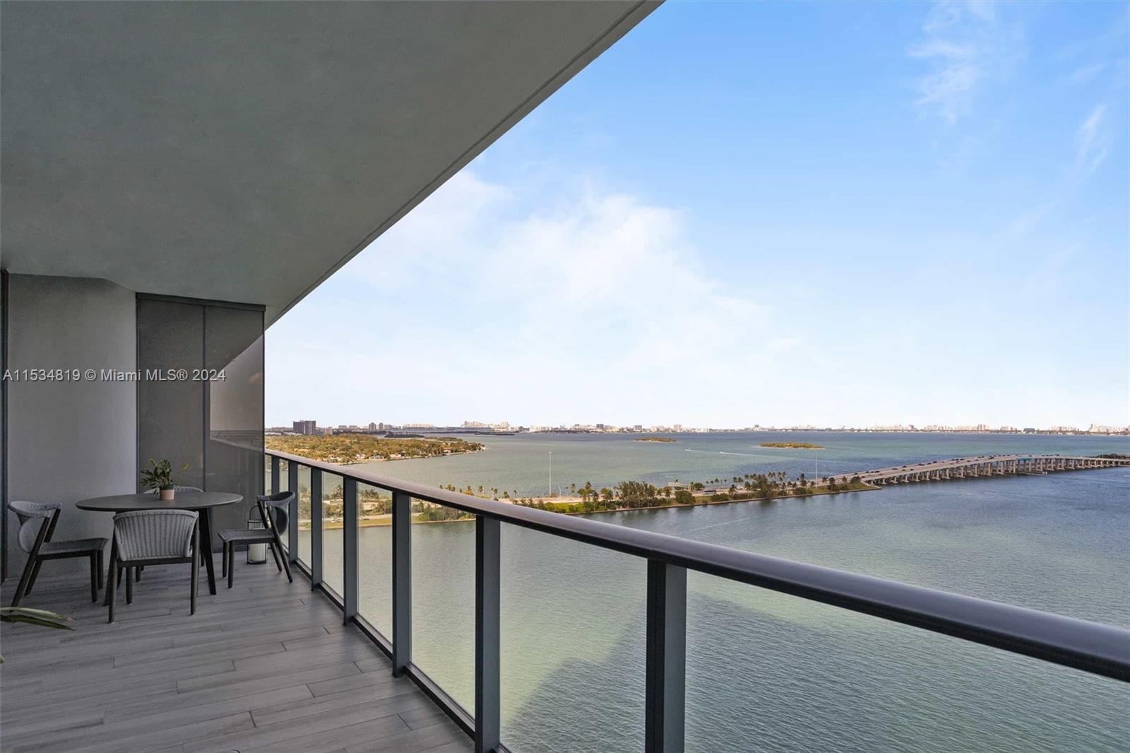 3131 NE 7th Ave 2004, Miami, Florida 33137, 3 Bedrooms Bedrooms, ,3 BathroomsBathrooms,Residentiallease,For Rent,3131 NE 7th Ave 2004,A11534819