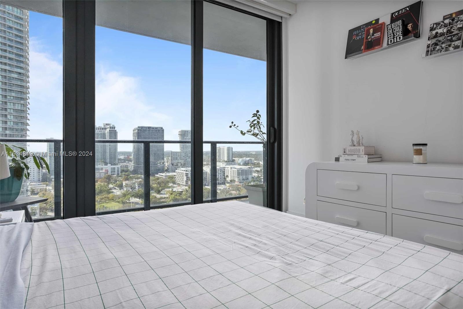 3131 NE 7th Ave 2004, Miami, Florida 33137, 3 Bedrooms Bedrooms, ,3 BathroomsBathrooms,Residentiallease,For Rent,3131 NE 7th Ave 2004,A11534819