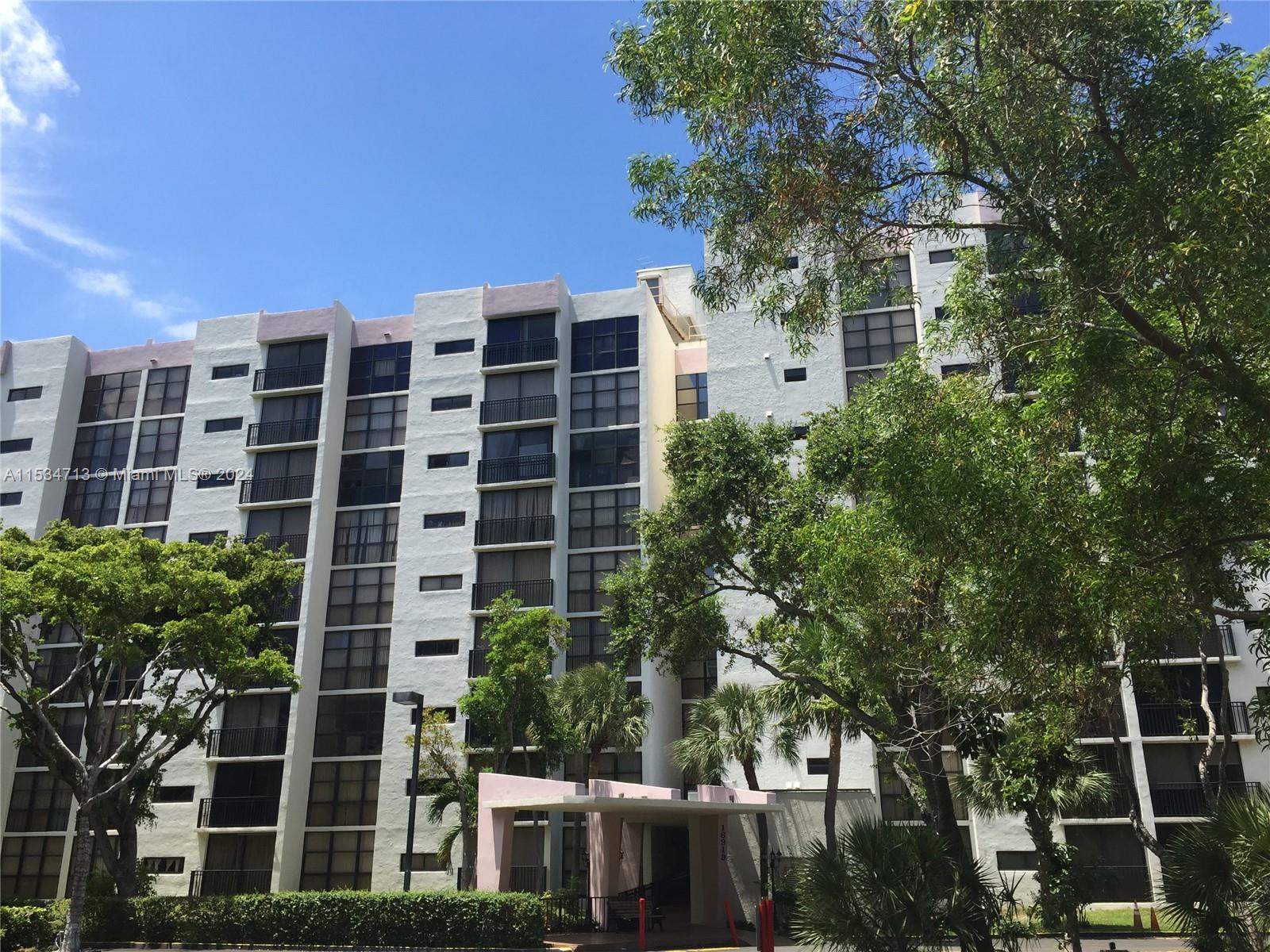 16919 Bay Rd, Sunny Isles Beach, FL, 33160 United States, 1 Bedroom Bedrooms, ,1 BathroomBathrooms,Residential,For Sale,Bay Rd,A11534713