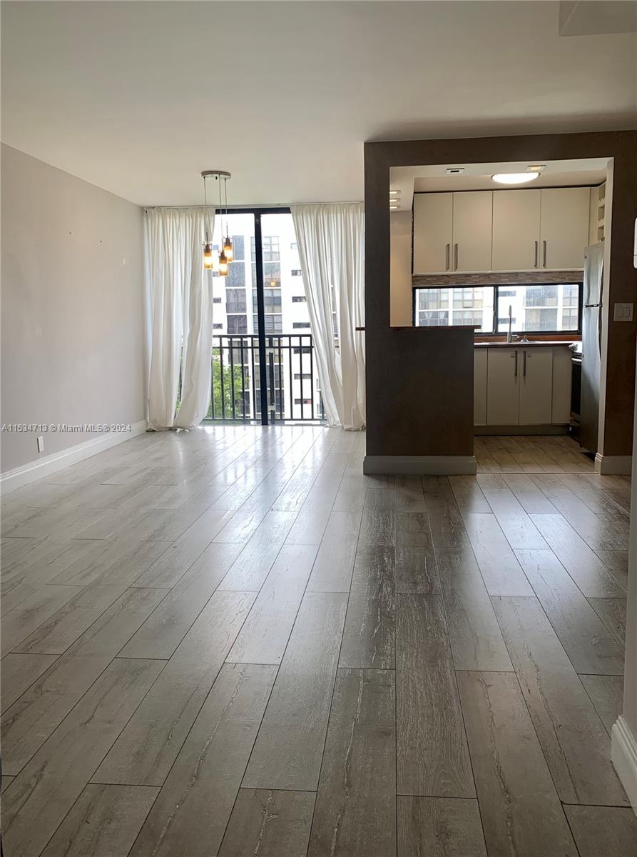 16919 Bay Rd, Sunny Isles Beach, FL, 33160 United States, 1 Bedroom Bedrooms, ,1 BathroomBathrooms,Residential,For Sale,Bay Rd,A11534713