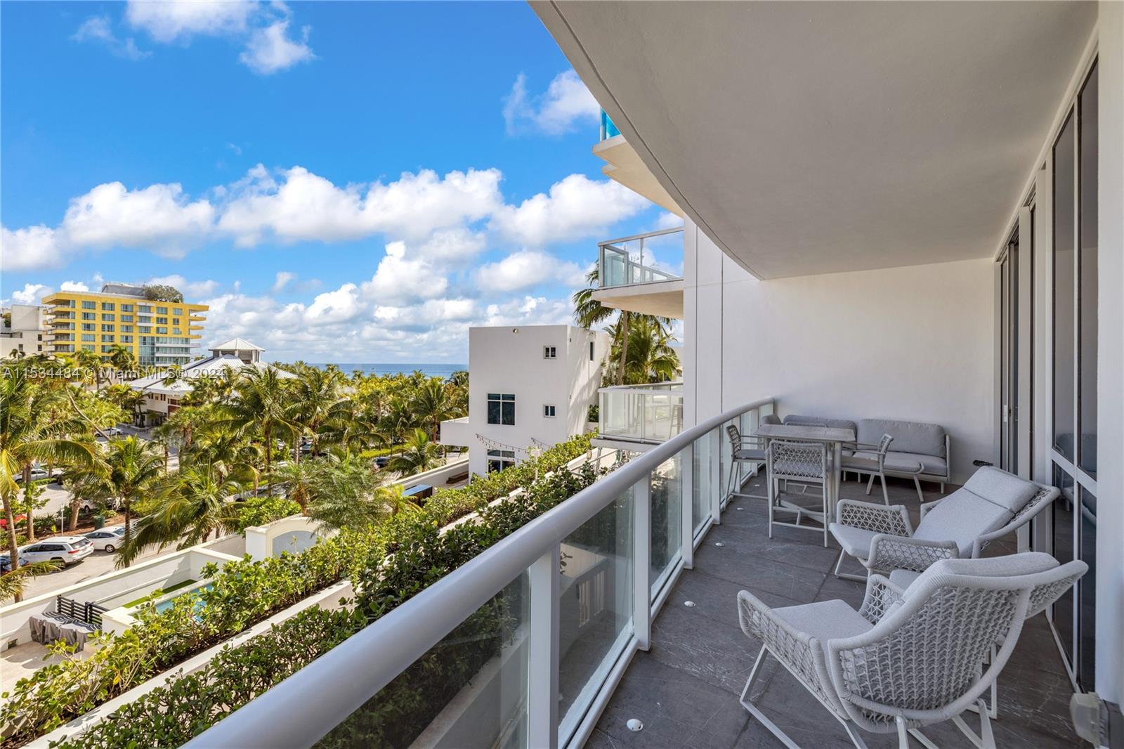 50 S Pointe Dr 613, Miami Beach, Florida 33139, 1 Bedroom Bedrooms, ,1 BathroomBathrooms,Residentiallease,For Rent,50 S Pointe Dr 613,A11534484