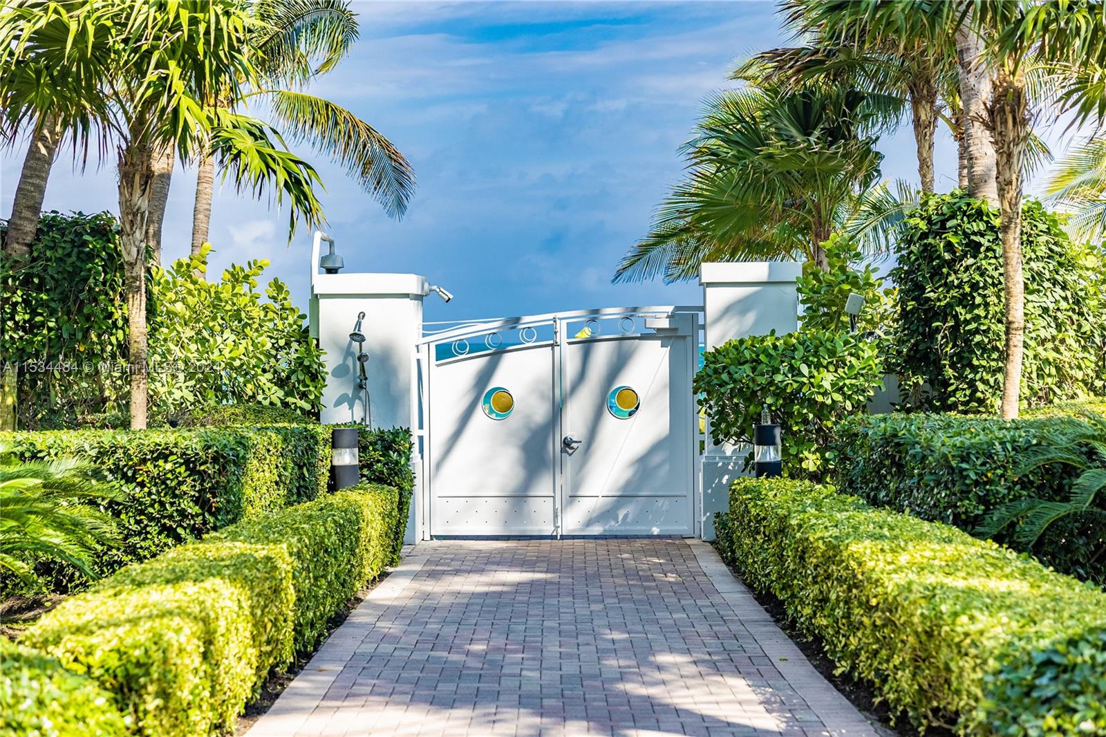 50 S Pointe Dr 613, Miami Beach, Florida 33139, 1 Bedroom Bedrooms, ,1 BathroomBathrooms,Residentiallease,For Rent,50 S Pointe Dr 613,A11534484