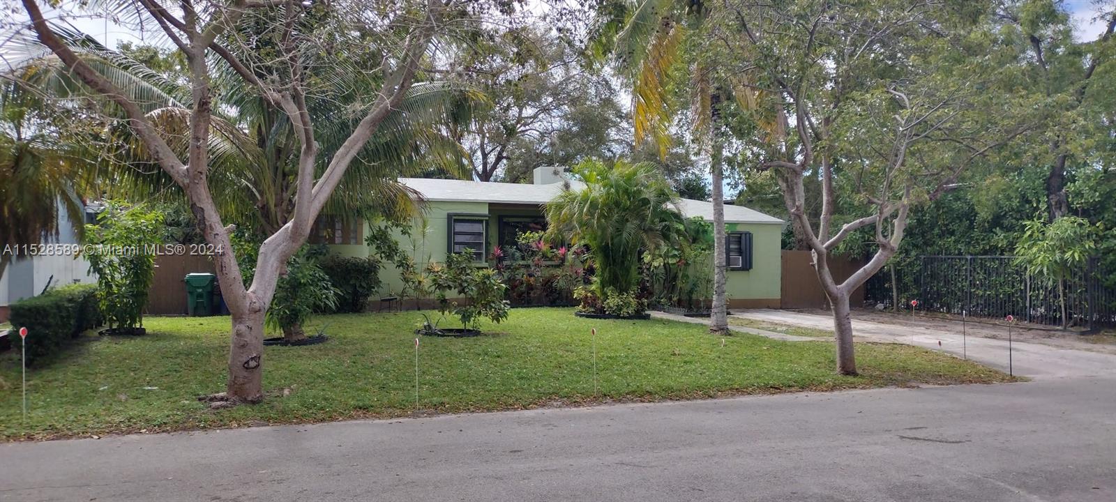 Undisclosed For Sale A11528589, FL