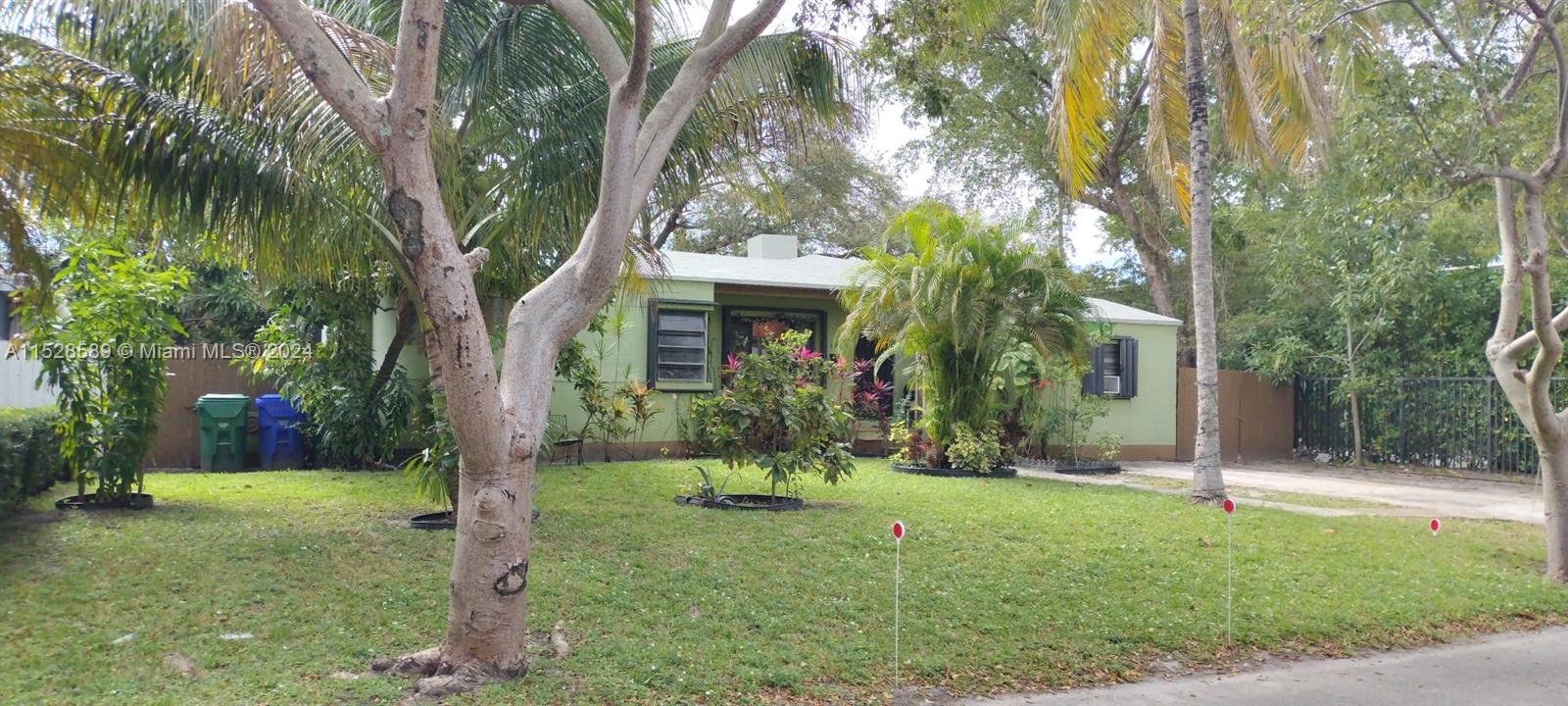 Miami, Florida 33137, 2 Bedrooms Bedrooms, ,1 BathroomBathrooms,Residential,For Sale,A11528589