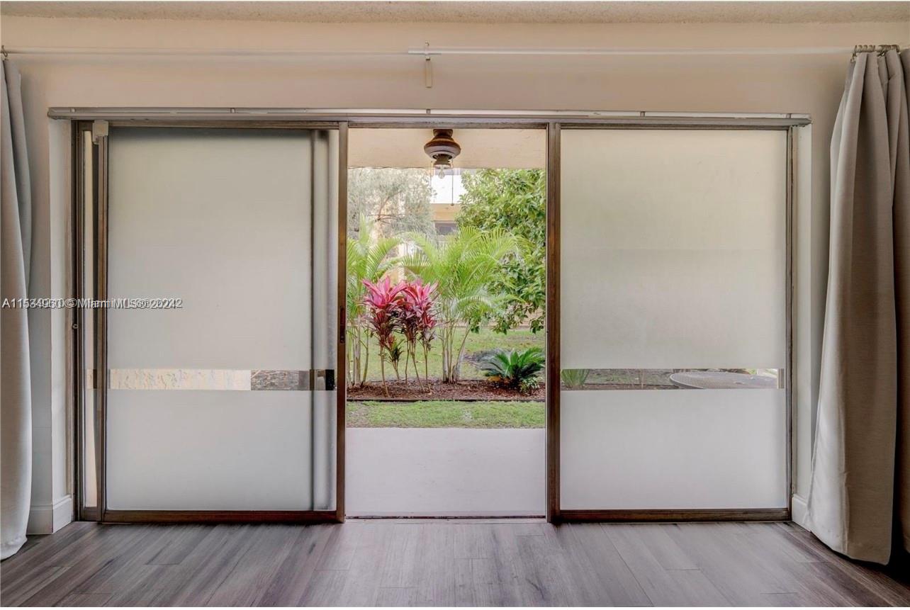 9371 Fontainebleau Blvd I104, Miami, Florida 33172, 2 Bedrooms Bedrooms, ,2 BathroomsBathrooms,Residentiallease,For Rent,9371 Fontainebleau Blvd I104,A11534960