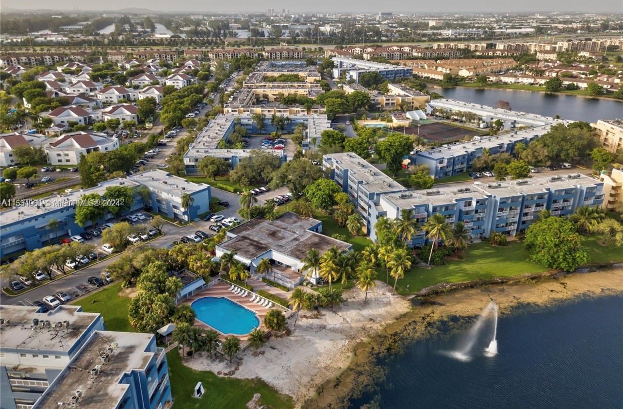 9371 Fontainebleau Blvd I104, Miami, Florida 33172, 2 Bedrooms Bedrooms, ,2 BathroomsBathrooms,Residentiallease,For Rent,9371 Fontainebleau Blvd I104,A11534960