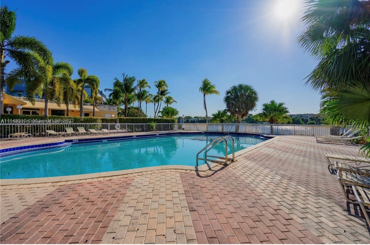 9371 Fontainebleau Blvd I104, Miami, Florida 33172, 2 Bedrooms Bedrooms, ,2 BathroomsBathrooms,Residentiallease,For Rent,9371 Fontainebleau Blvd I104,A11534960