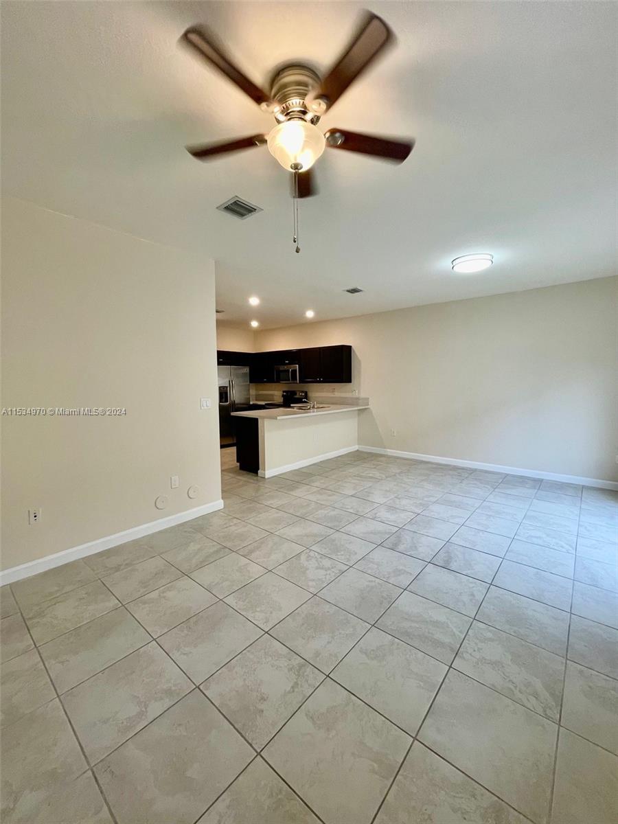 146 SE 34th Ter 146, Homestead, Florida 33033, 3 Bedrooms Bedrooms, ,2 BathroomsBathrooms,Residentiallease,For Rent,146 SE 34th Ter 146,A11534970