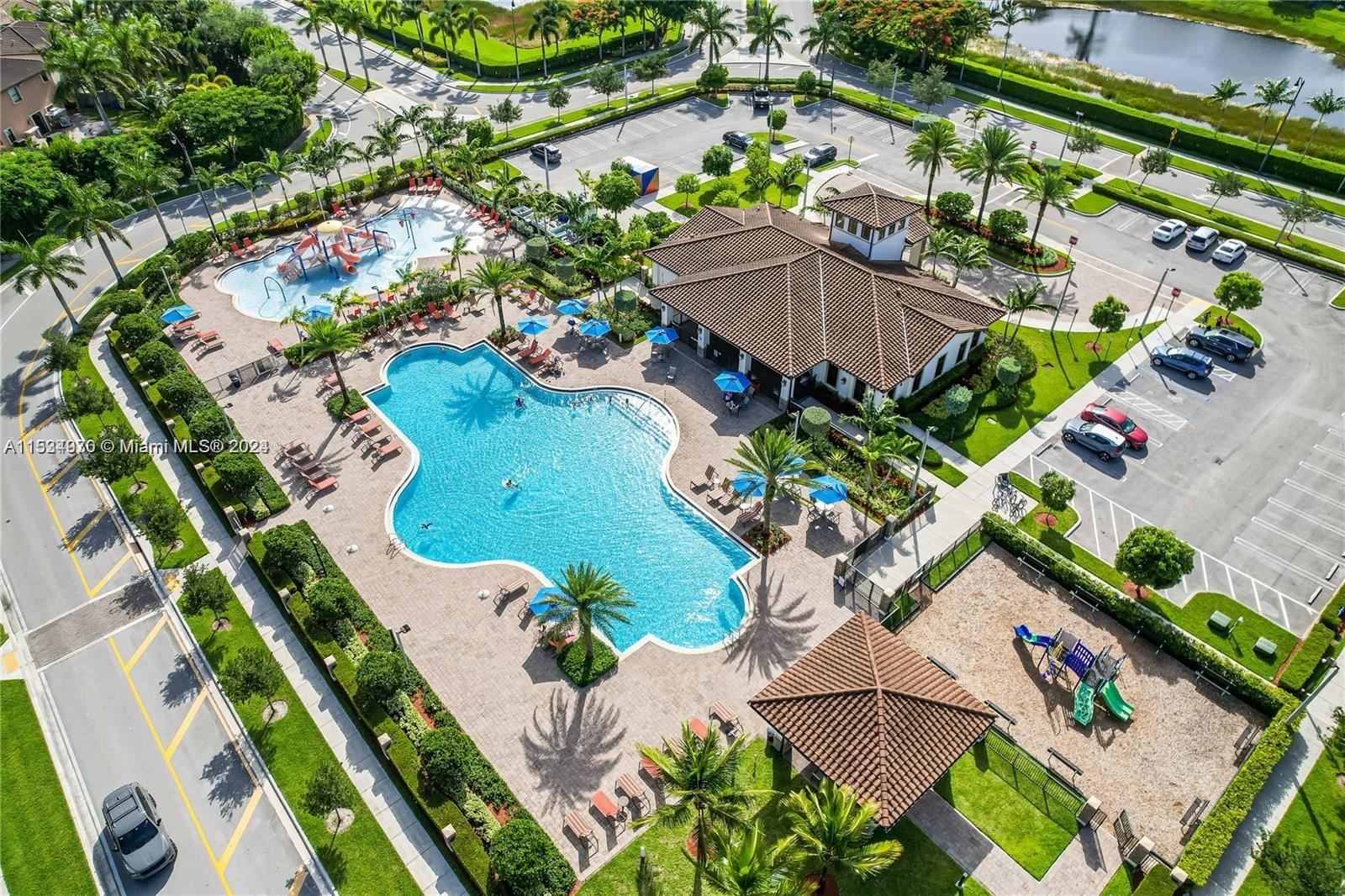 146 SE 34th Ter 146, Homestead, Florida 33033, 3 Bedrooms Bedrooms, ,2 BathroomsBathrooms,Residentiallease,For Rent,146 SE 34th Ter 146,A11534970