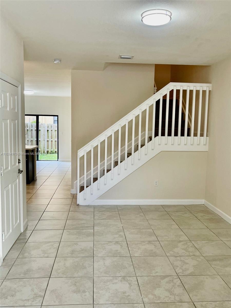 146 SE 34th Ter 146, Homestead, Florida 33033, 3 Bedrooms Bedrooms, ,2 BathroomsBathrooms,Residentiallease,For Rent,146 SE 34th Ter 146,A11534970