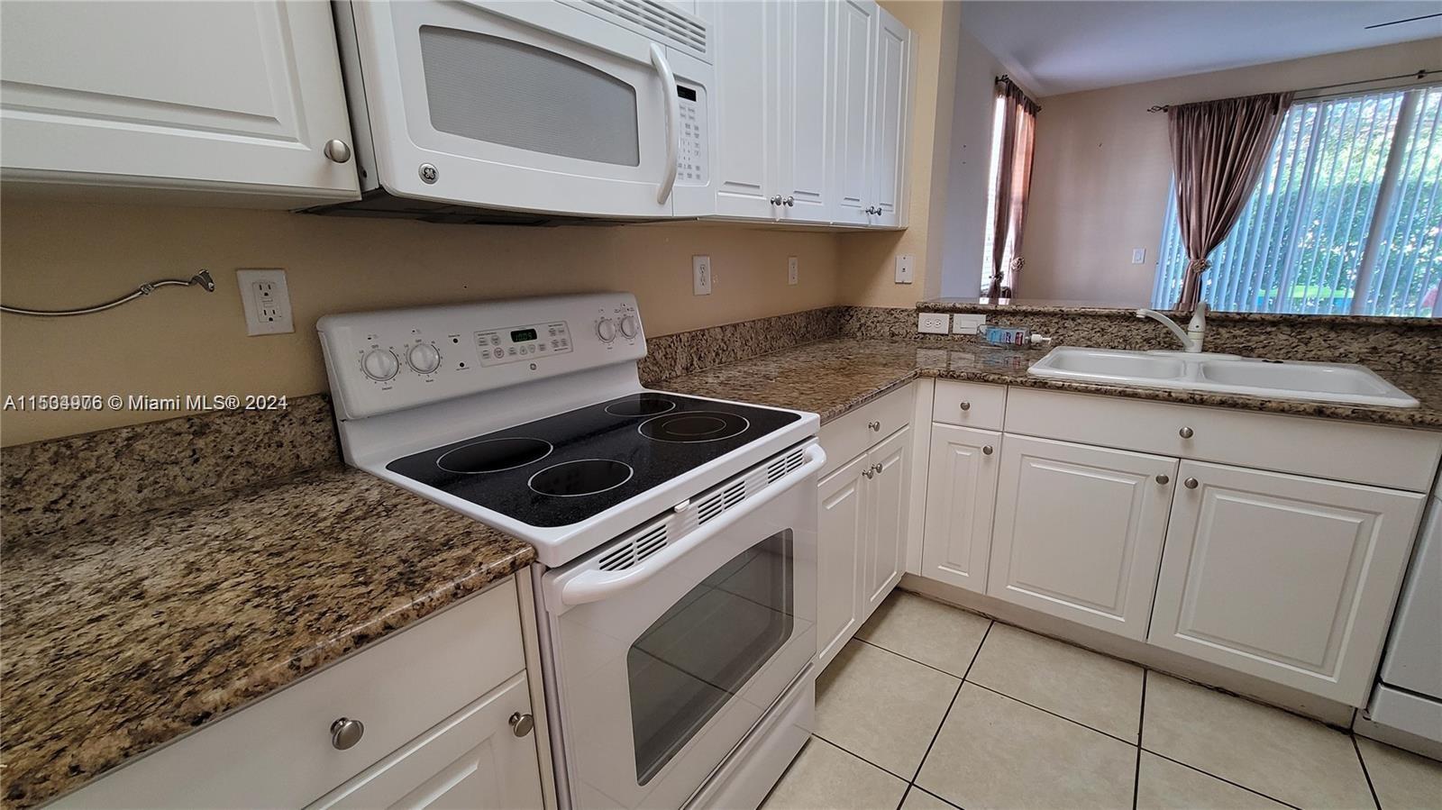 9237 SW 227th St 1, Cutler Bay, Florida 33190, 3 Bedrooms Bedrooms, ,2 BathroomsBathrooms,Residential,For Sale,9237 SW 227th St 1,A11534976