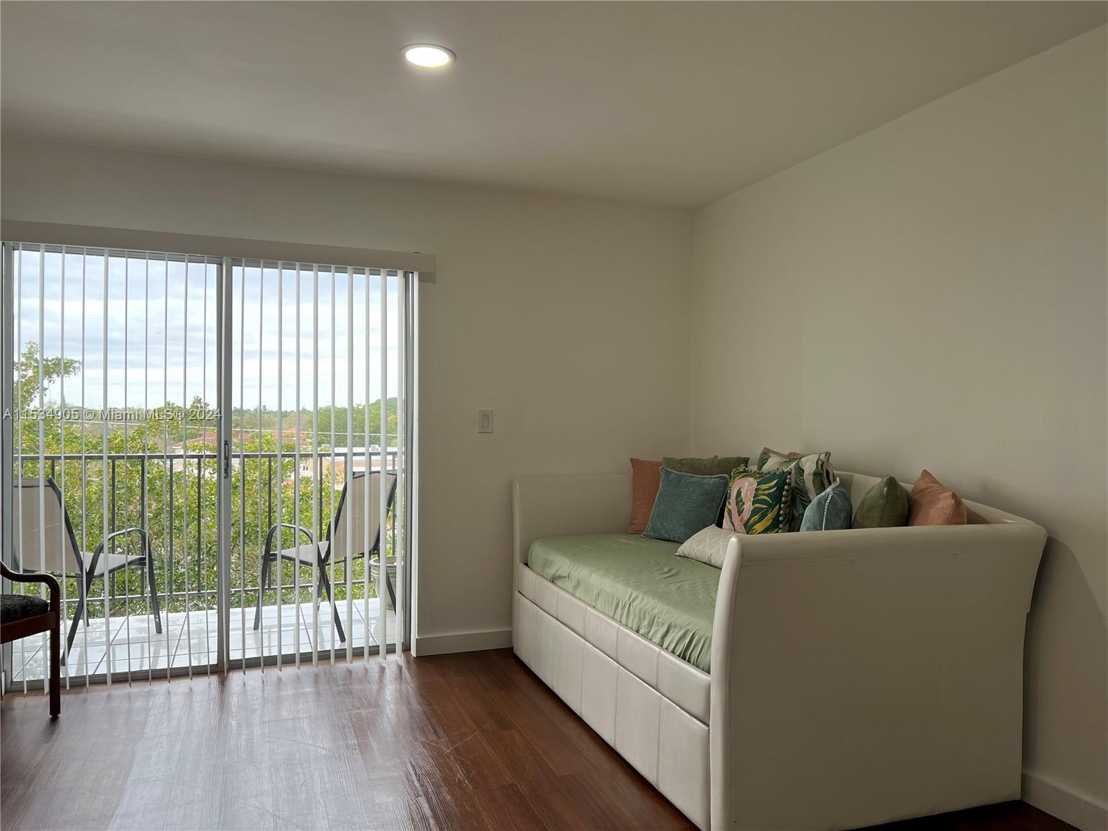 8950 NE 8th Ave 502, Miami, Florida 33138, 2 Bedrooms Bedrooms, ,2 BathroomsBathrooms,Residential,For Sale,8950 NE 8th Ave 502,A11534905