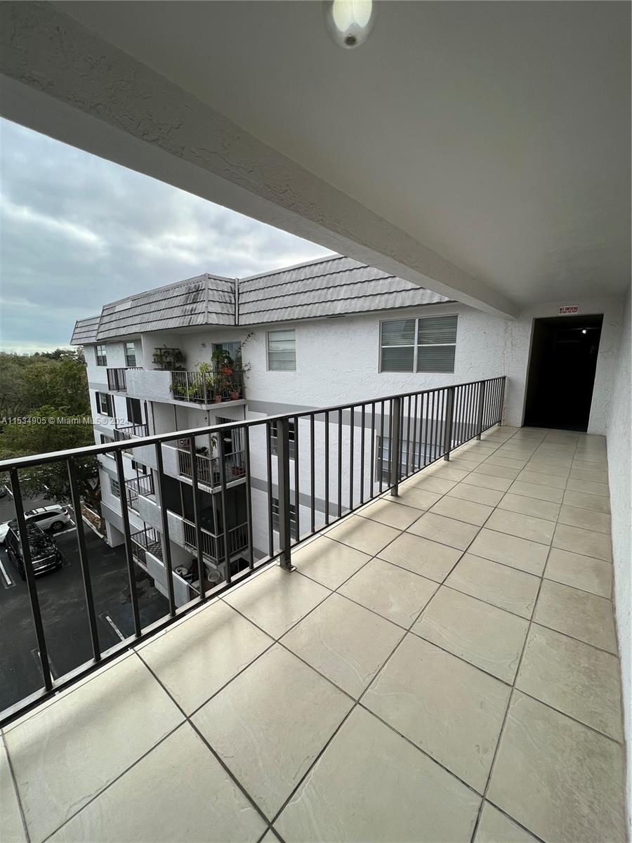 8950 NE 8th Ave 502, Miami, Florida 33138, 2 Bedrooms Bedrooms, ,2 BathroomsBathrooms,Residential,For Sale,8950 NE 8th Ave 502,A11534905