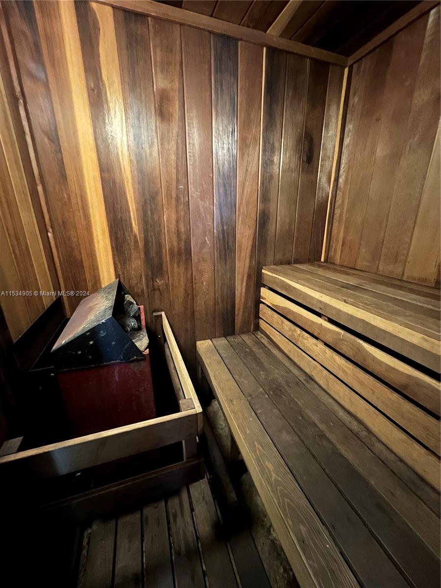 8950 NE 8th Ave 502, Miami, Florida 33138, 2 Bedrooms Bedrooms, ,2 BathroomsBathrooms,Residential,For Sale,8950 NE 8th Ave 502,A11534905