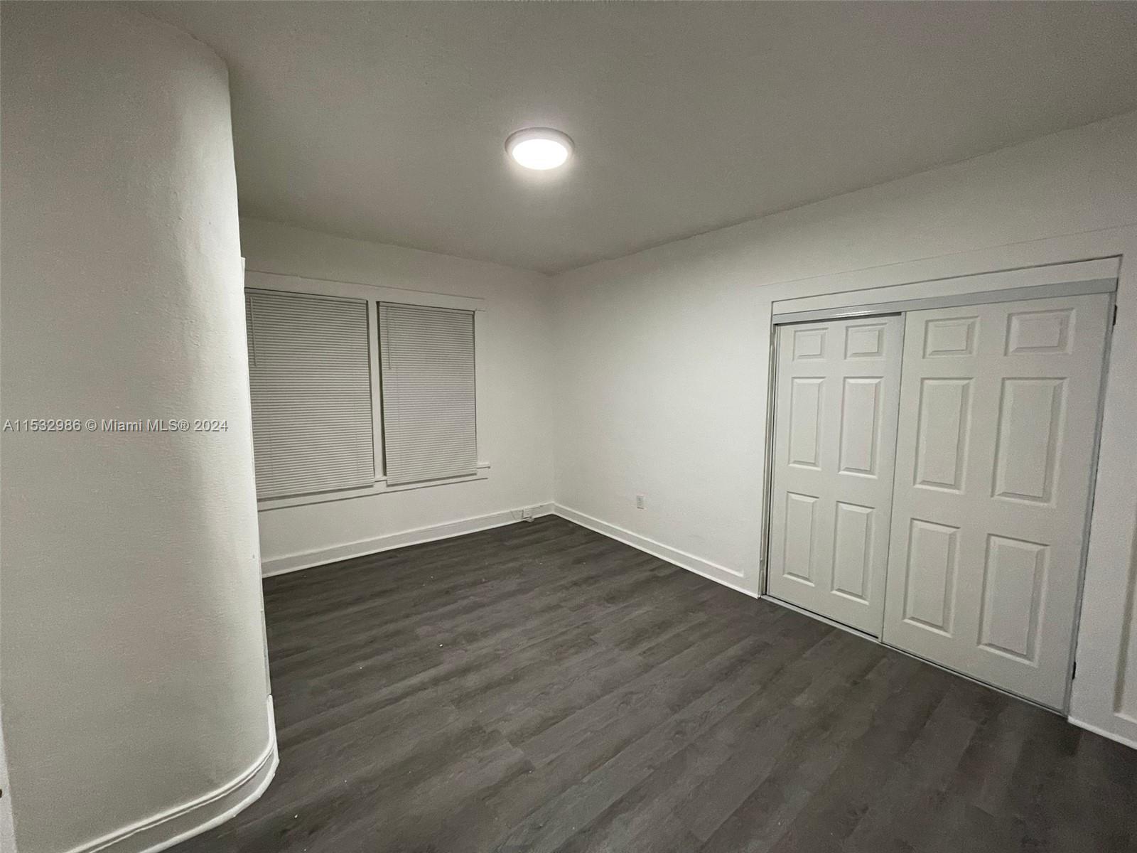 7149 Bay Dr 15, Miami Beach, Florida 33141, 2 Bedrooms Bedrooms, ,1 BathroomBathrooms,Residentiallease,For Rent,7149 Bay Dr 15,A11532986