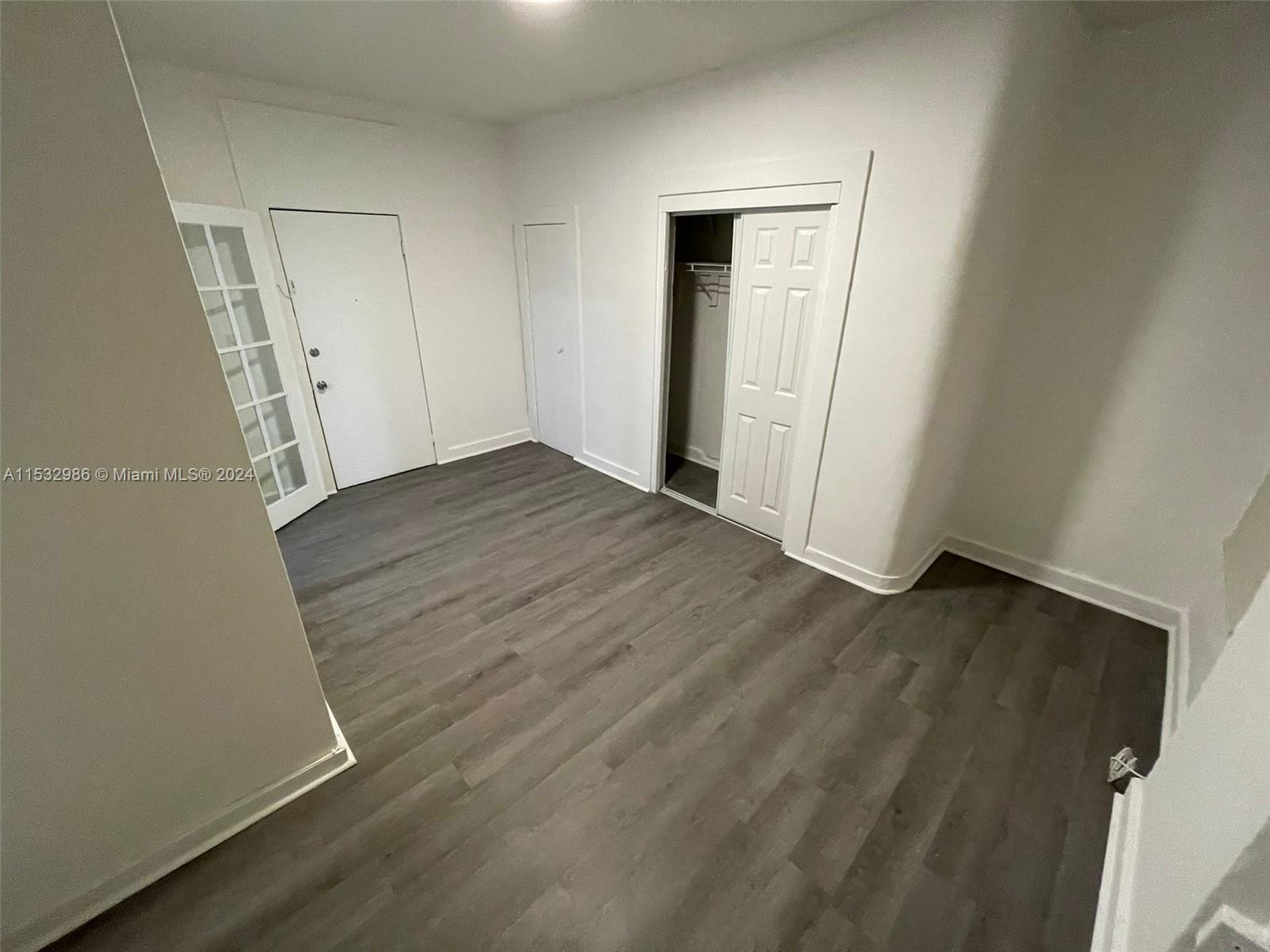 7149 Bay Dr 15, Miami Beach, Florida 33141, 2 Bedrooms Bedrooms, ,1 BathroomBathrooms,Residentiallease,For Rent,7149 Bay Dr 15,A11532986