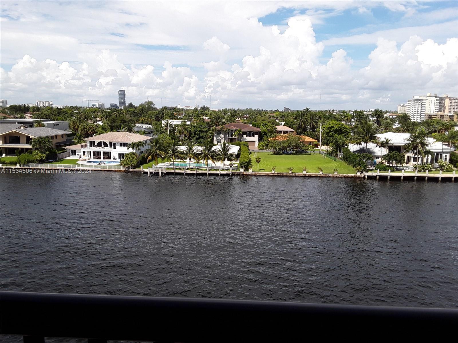 2017 S Ocean Dr 209, Hallandale Beach, Florida 33009, 2 Bedrooms Bedrooms, ,2 BathroomsBathrooms,Residentiallease,For Rent,2017 S Ocean Dr 209,A11534506