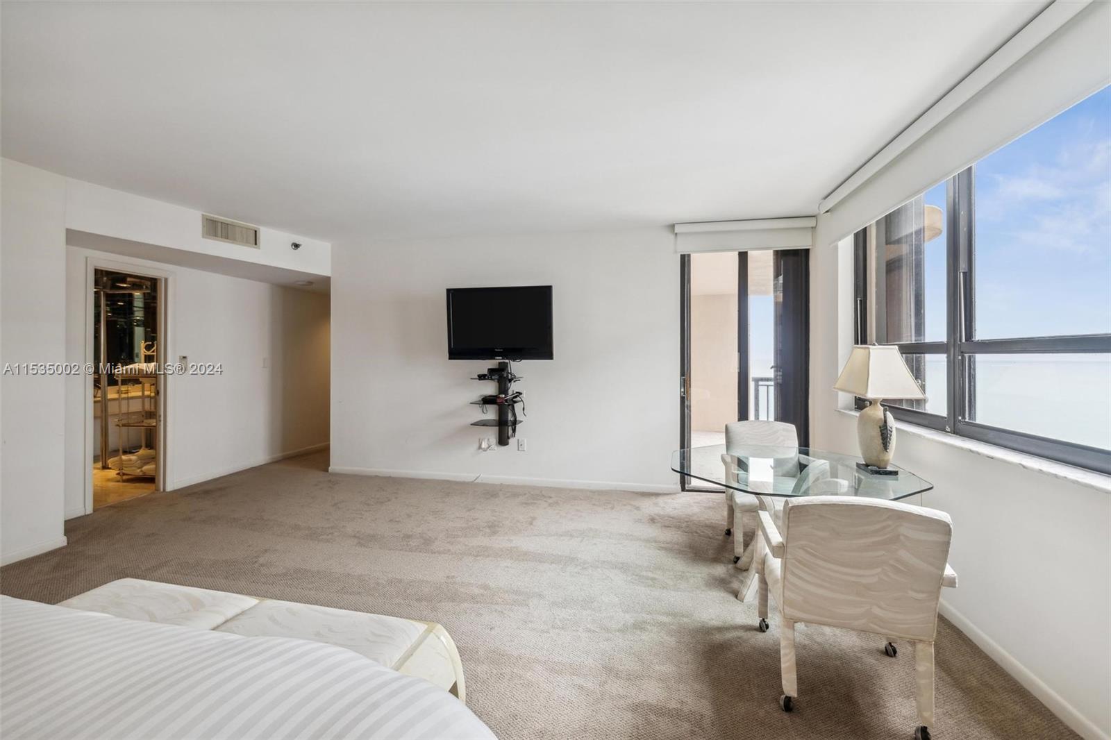 10175 Collins Ave, Bal Harbour, FL, 33154 United States, 3 Bedrooms Bedrooms, ,2 BathroomsBathrooms,Residential,For Sale,Collins Ave,A11535002