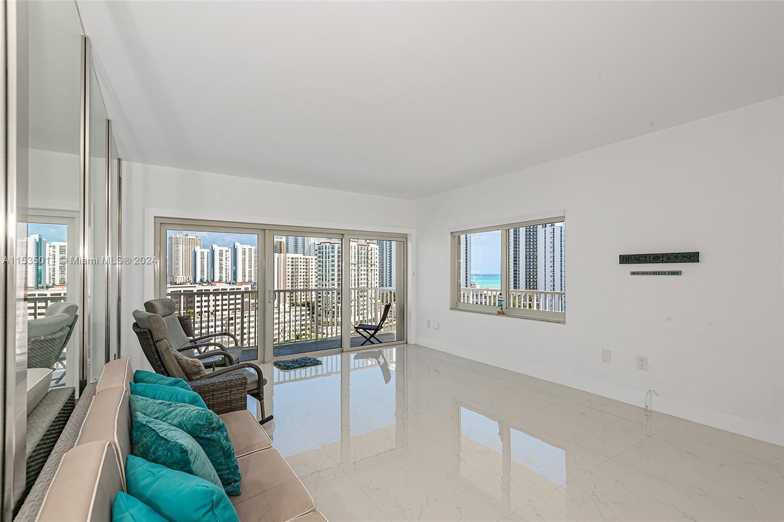 300 Bayview Dr, Sunny Isles Beach, FL, 33160 United States, 2 Bedrooms Bedrooms, ,2 BathroomsBathrooms,Residential,For Sale,Bayview Dr,A11535011