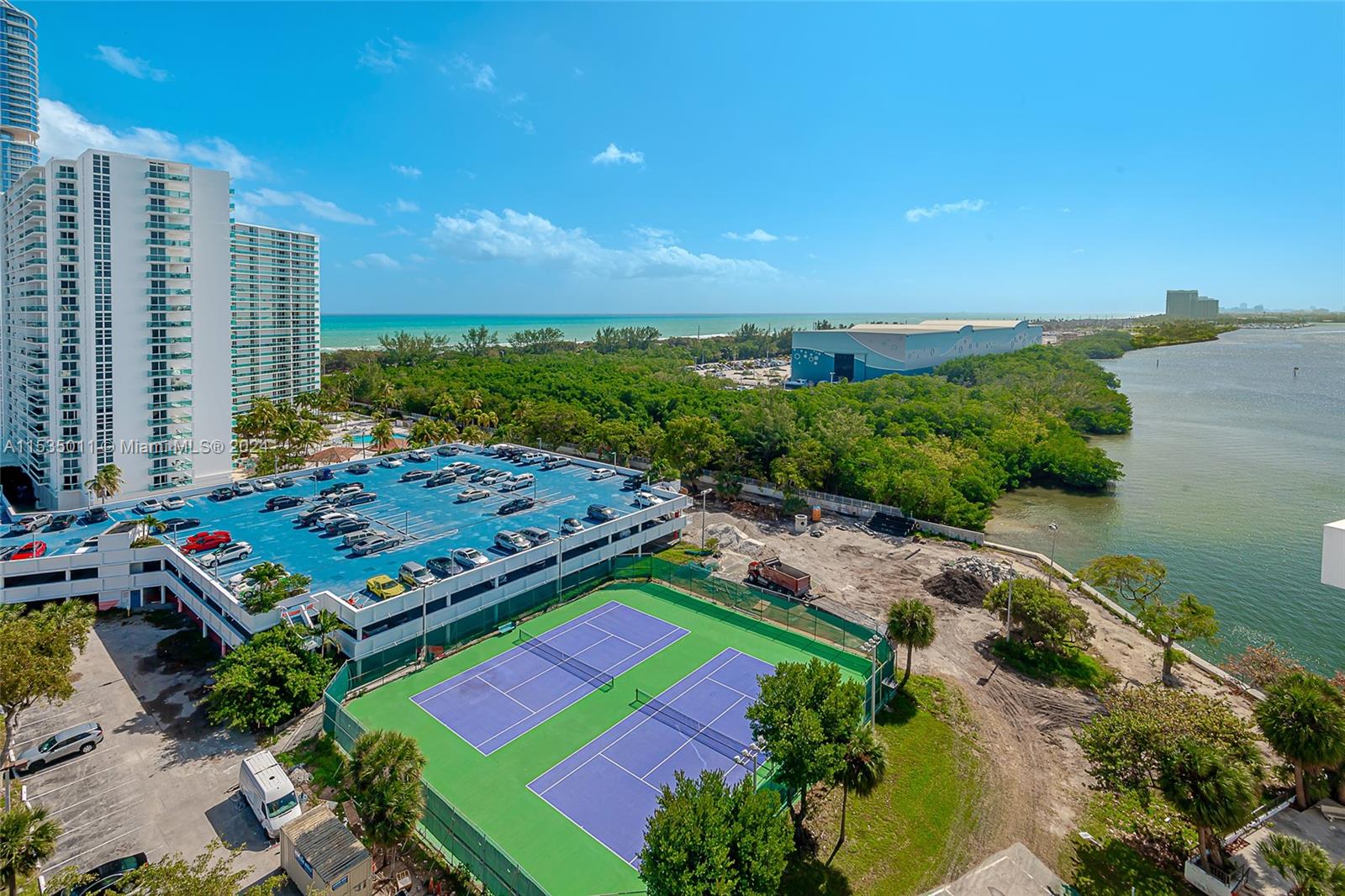 300 Bayview Dr, Sunny Isles Beach, FL, 33160 United States, 2 Bedrooms Bedrooms, ,2 BathroomsBathrooms,Residential,For Sale,Bayview Dr,A11535011