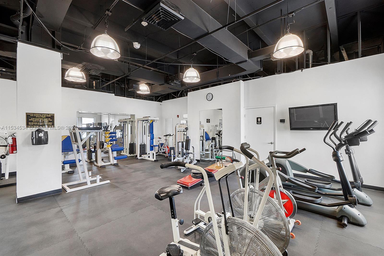 2751 S Ocean Dr 1706S, Hollywood, Florida 33019, 2 Bedrooms Bedrooms, ,2 BathroomsBathrooms,Residential,For Sale,2751 S Ocean Dr 1706S,A11534534