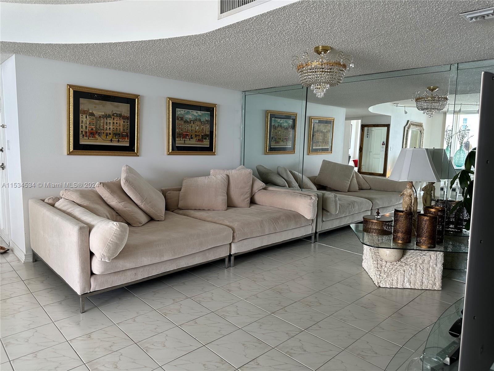 2751 S Ocean Dr 1706S, Hollywood, Florida 33019, 2 Bedrooms Bedrooms, ,2 BathroomsBathrooms,Residential,For Sale,2751 S Ocean Dr 1706S,A11534534