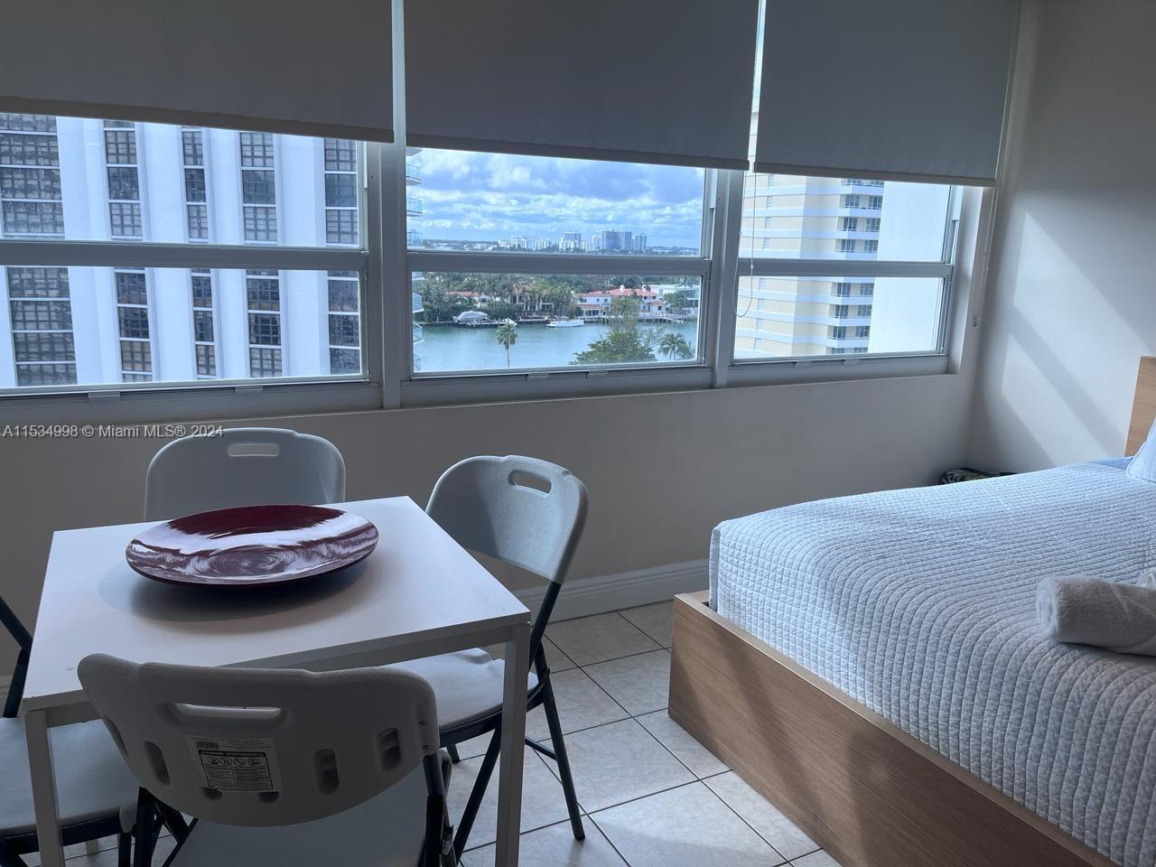 5445 Collins Ave 714, Miami Beach, Florida 33140, ,1 BathroomBathrooms,Residential,For Sale,5445 Collins Ave 714,A11534998