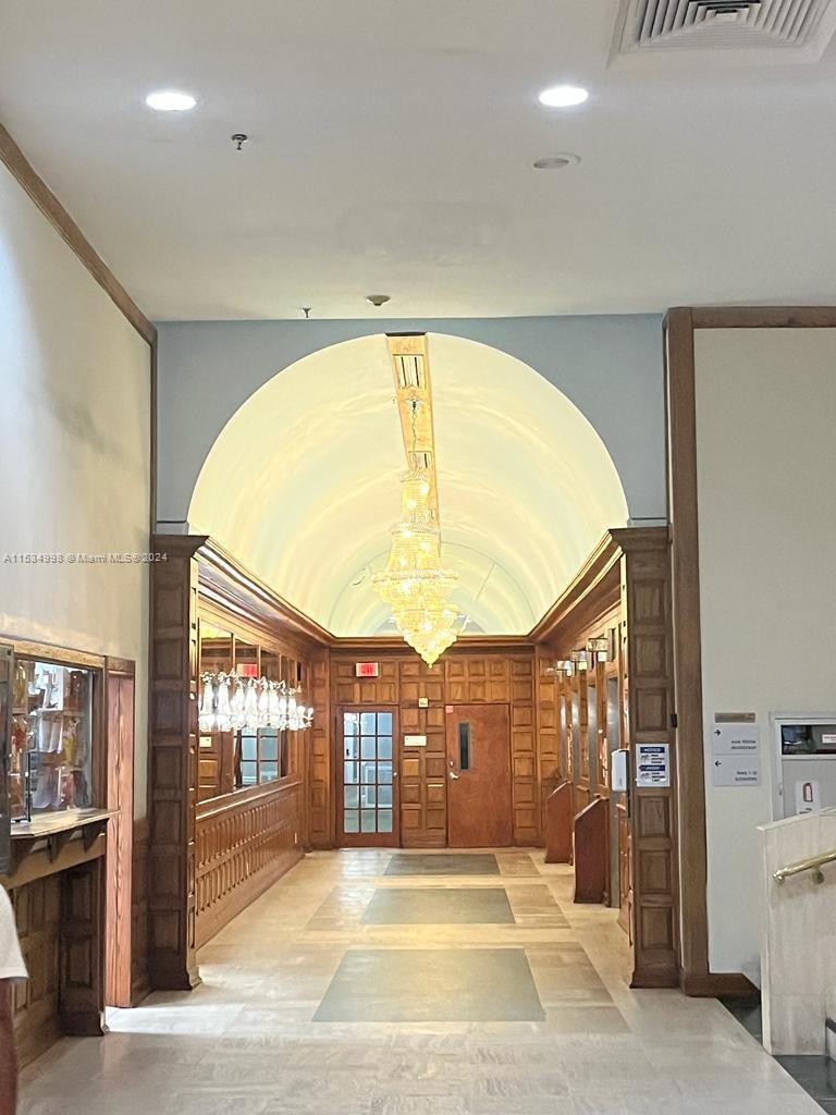 5445 Collins Ave 714, Miami Beach, Florida 33140, ,1 BathroomBathrooms,Residential,For Sale,5445 Collins Ave 714,A11534998