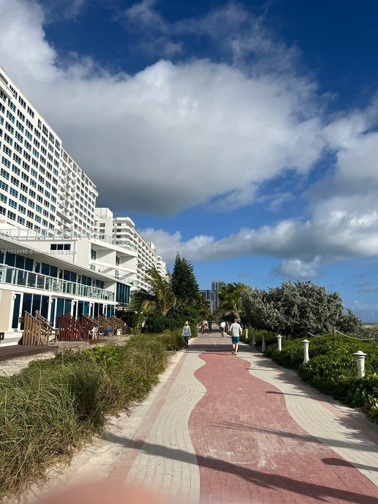 5445 Collins Ave 714, Miami Beach, Florida 33140, ,1 BathroomBathrooms,Residential,For Sale,5445 Collins Ave 714,A11534998