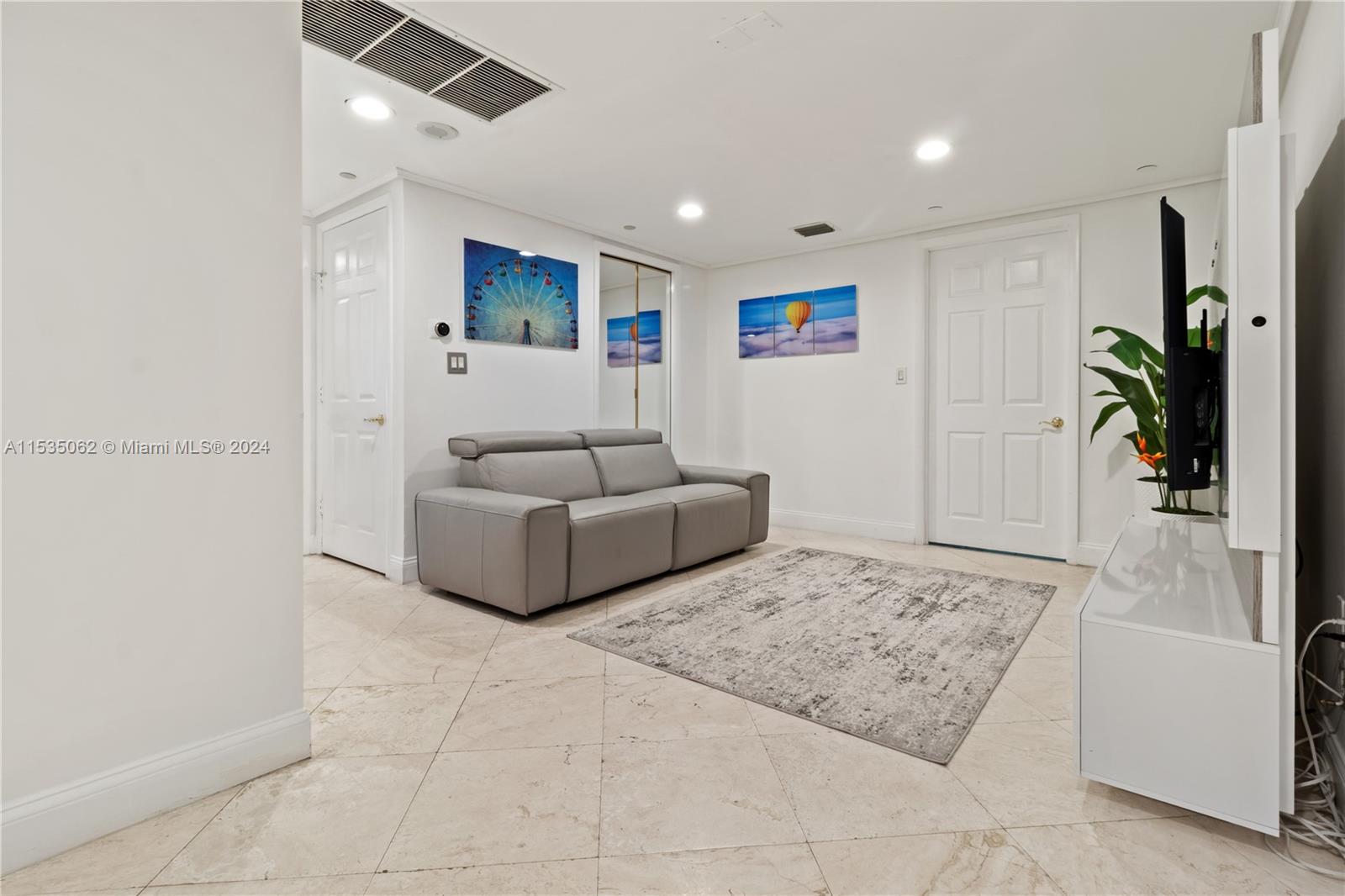 18671 Collins Ave 202, Sunny Isles Beach, Florida 33160, 3 Bedrooms Bedrooms, ,2 BathroomsBathrooms,Residentiallease,For Rent,18671 Collins Ave 202,A11535062