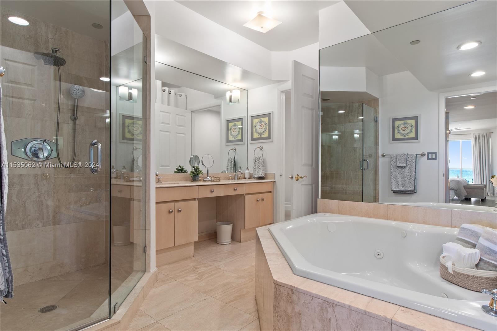 18671 Collins Ave 202, Sunny Isles Beach, Florida 33160, 3 Bedrooms Bedrooms, ,2 BathroomsBathrooms,Residentiallease,For Rent,18671 Collins Ave 202,A11535062
