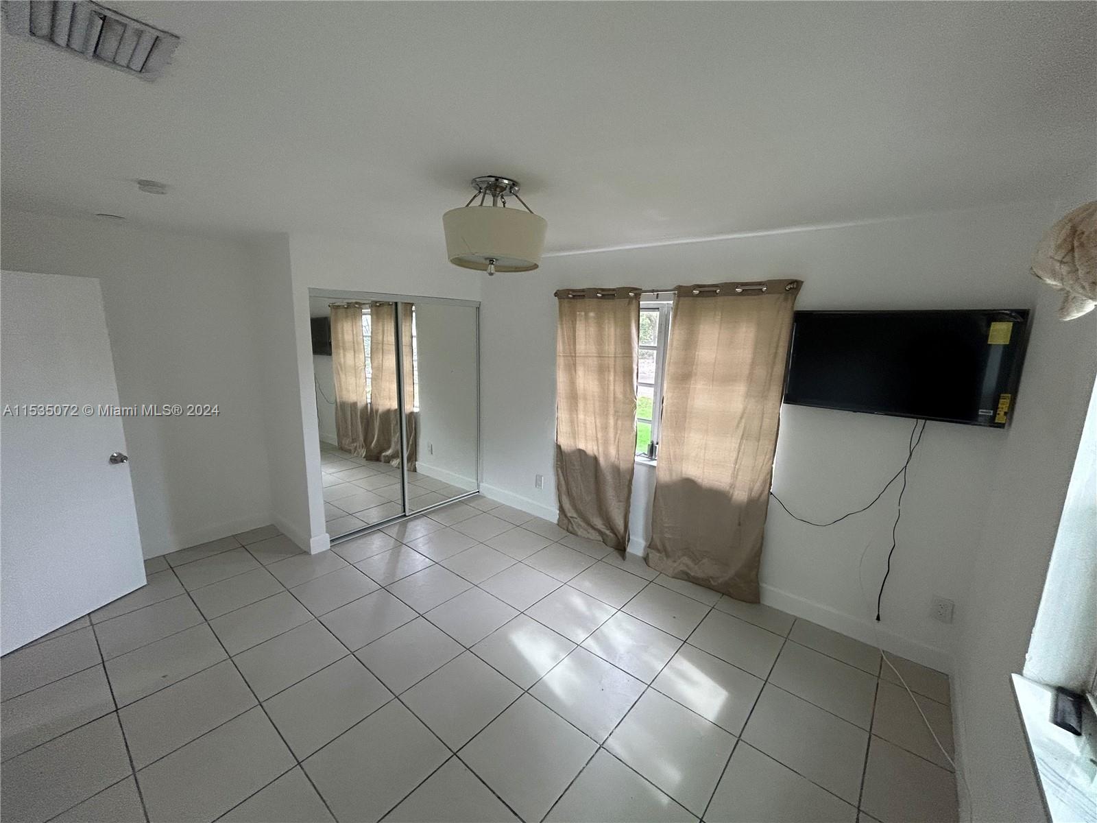 2601 SW 13th Ave, Fort Lauderdale, Florida 33315, 5 Bedrooms Bedrooms, ,2 BathroomsBathrooms,Residential,For Sale,2601 SW 13th Ave,A11535072