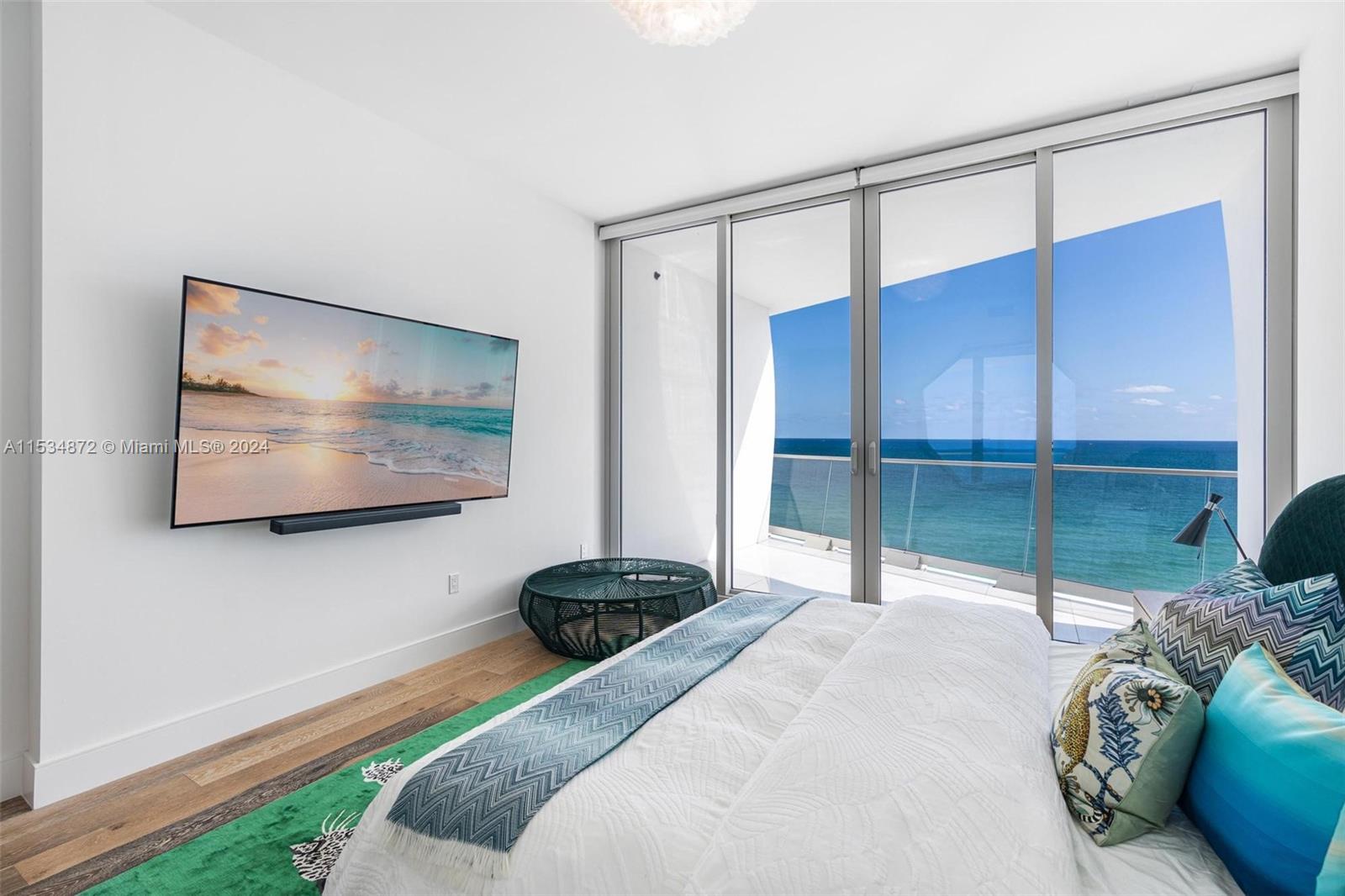 16901 Collins Ave, Sunny Isles Beach, FL, 33160 United States, 2 Bedrooms Bedrooms, ,2 BathroomsBathrooms,Residential,For Sale,Collins Ave,A11534872