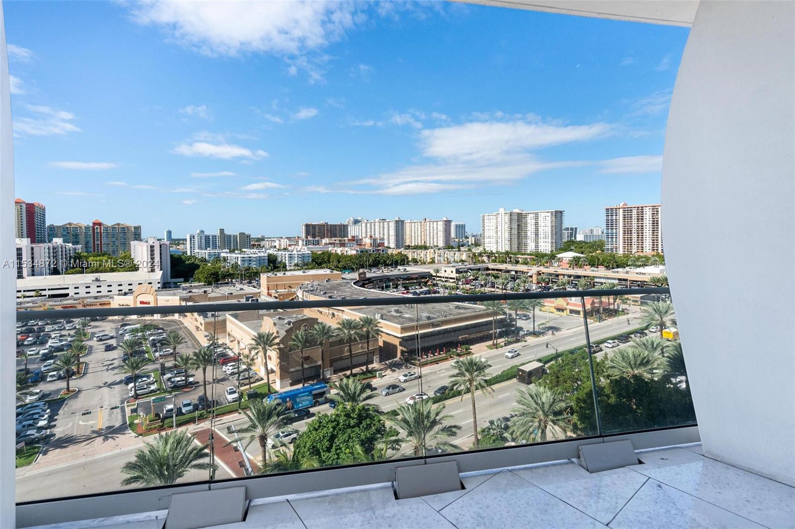 16901 Collins Ave, Sunny Isles Beach, FL, 33160 United States, 2 Bedrooms Bedrooms, ,2 BathroomsBathrooms,Residential,For Sale,Collins Ave,A11534872