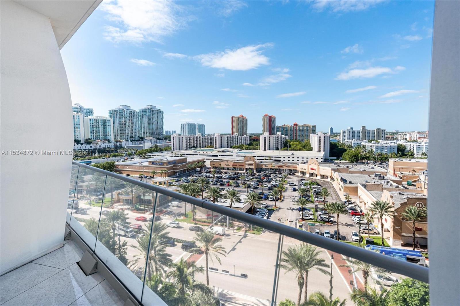 16901 Collins Ave, Sunny Isles Beach, FL, 33160 United States, 2 Bedrooms Bedrooms, ,2 BathroomsBathrooms,Residential,For Sale,Collins Ave,A11534872