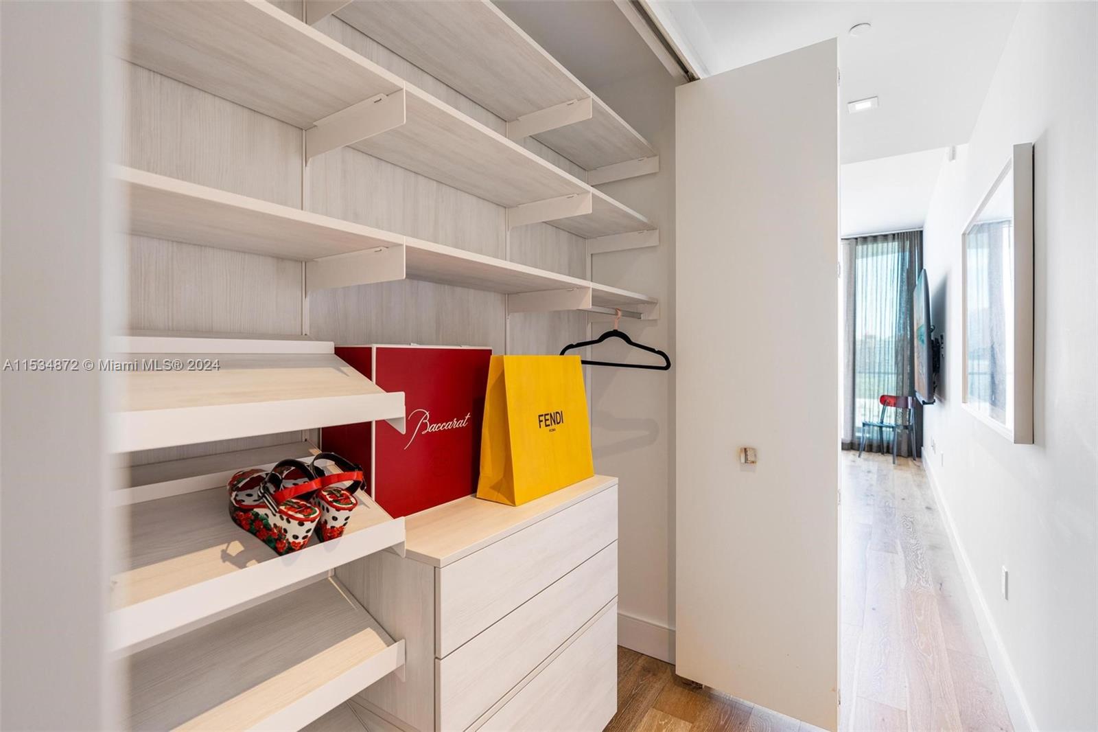 16901 Collins Ave, Sunny Isles Beach, FL, 33160 United States, 2 Bedrooms Bedrooms, ,2 BathroomsBathrooms,Residential,For Sale,Collins Ave,A11534872