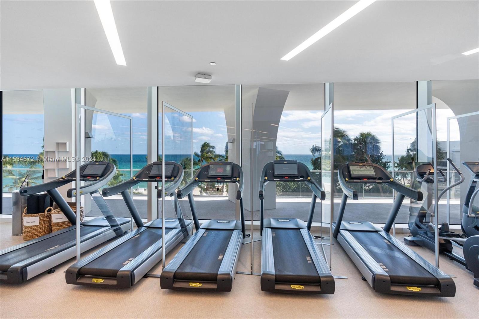 16901 Collins Ave, Sunny Isles Beach, FL, 33160 United States, 2 Bedrooms Bedrooms, ,2 BathroomsBathrooms,Residential,For Sale,Collins Ave,A11534872