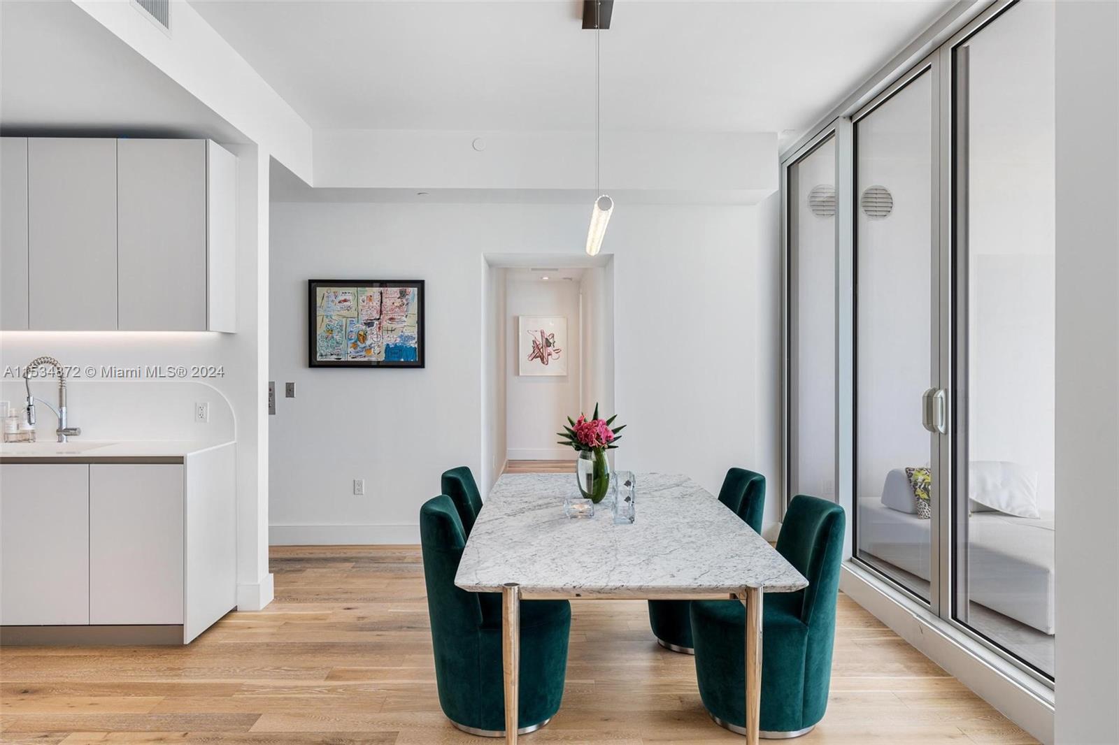 16901 Collins Ave, Sunny Isles Beach, FL, 33160 United States, 2 Bedrooms Bedrooms, ,2 BathroomsBathrooms,Residential,For Sale,Collins Ave,A11534872