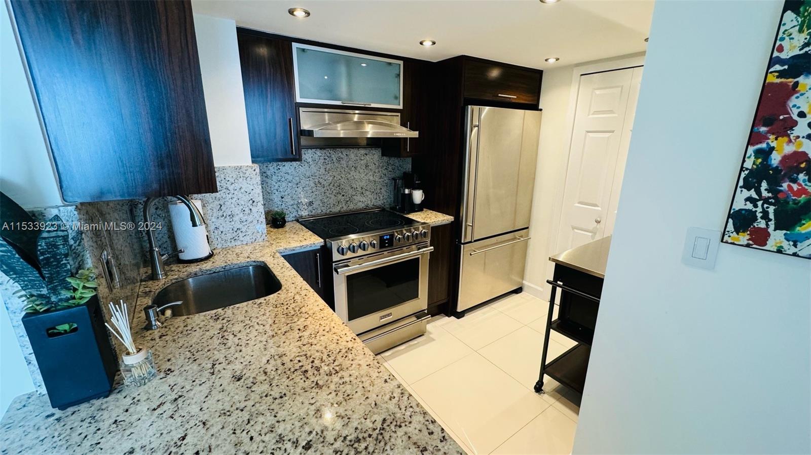 770 Claughton Island Dr PH-26, Miami, Florida 33131, 1 Bedroom Bedrooms, ,1 BathroomBathrooms,Residentiallease,For Rent,770 Claughton Island Dr PH-26,A11533923