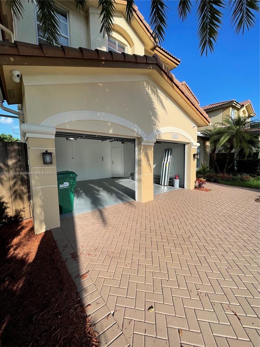 8551 110th Ave, Doral, FL, 33178 United States, 4 Bedrooms Bedrooms, ,4 BathroomsBathrooms,Residential,For Sale,110th Ave,A11535124