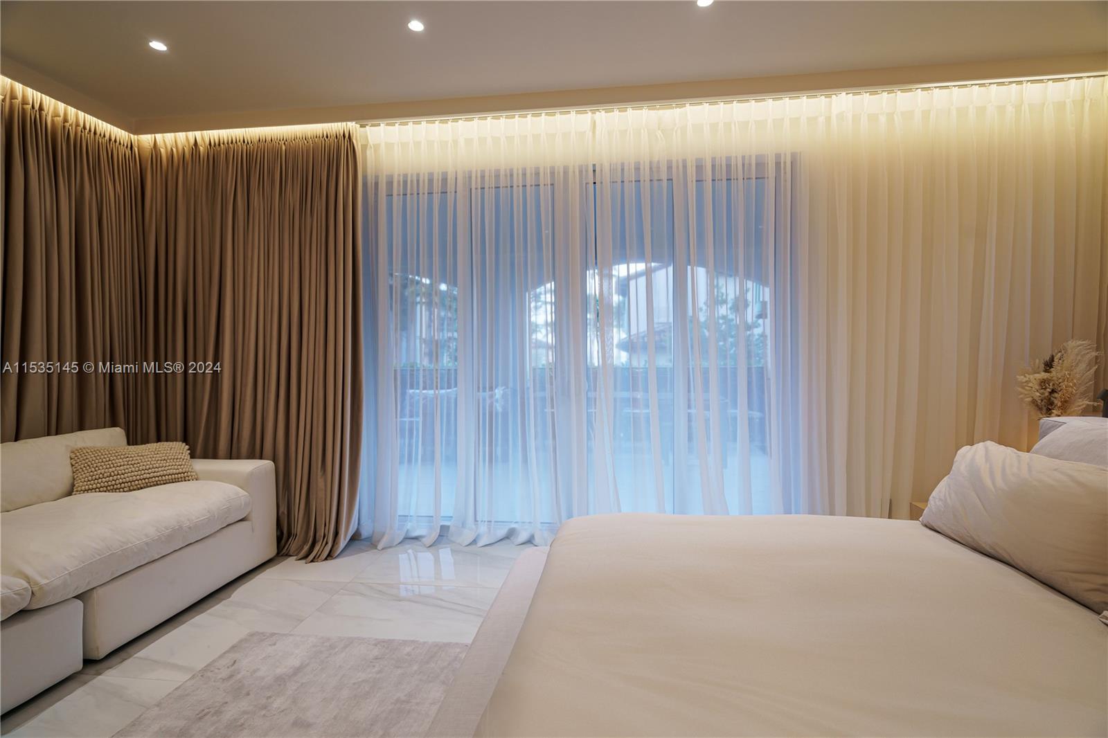 19115 Fisher Island Dr 19115, Miami Beach, Florida 33109, 3 Bedrooms Bedrooms, ,2 BathroomsBathrooms,Residentiallease,For Rent,19115 Fisher Island Dr 19115,A11535145