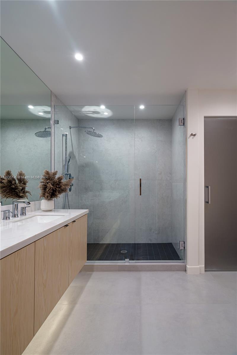 19115 Fisher Island Dr 19115, Miami Beach, Florida 33109, 3 Bedrooms Bedrooms, ,2 BathroomsBathrooms,Residentiallease,For Rent,19115 Fisher Island Dr 19115,A11535145