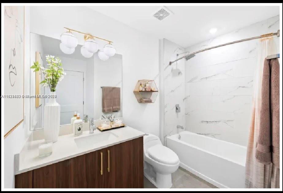 218 NW 8th St 101, Miami, Florida 33136, 1 Bedroom Bedrooms, ,1 BathroomBathrooms,Residentiallease,For Rent,218 NW 8th St 101,A11533433