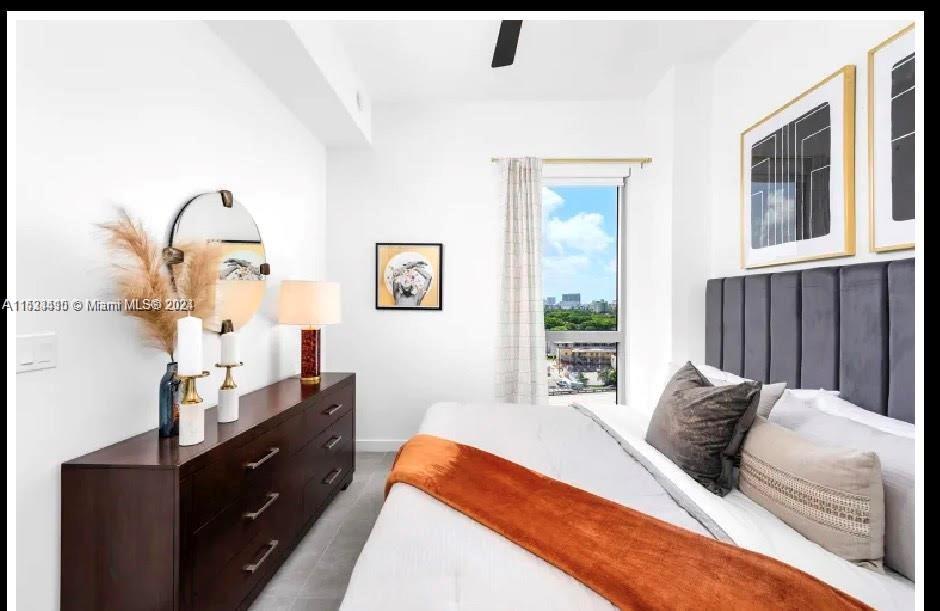 218 NW 8th St 301, Miami, Florida 33136, 3 Bedrooms Bedrooms, ,2 BathroomsBathrooms,Residentiallease,For Rent,218 NW 8th St 301,A11533410