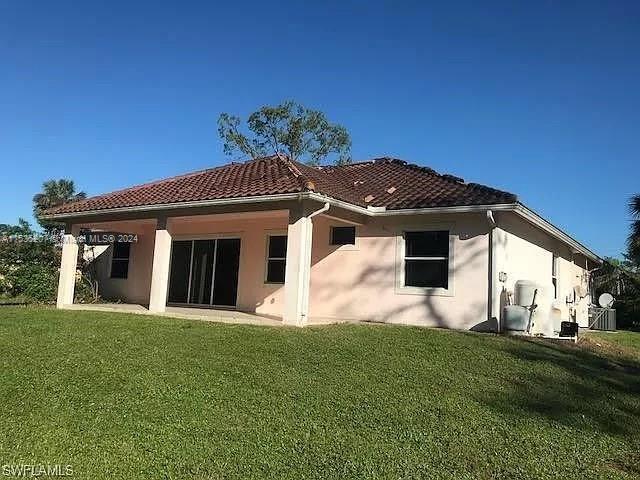 2060  16th  For Sale A11535207, FL